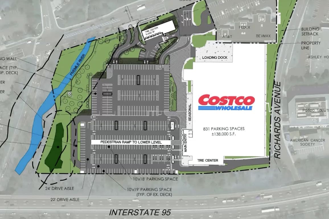 Costco plans to demolish Doubletree, expand parking area
